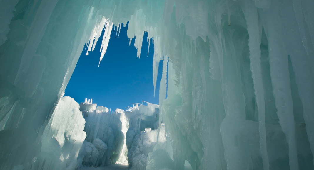 CHECK OUT THE ICE CASTLES IN LAKE GENEVA, WI