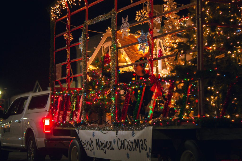 Lake Geneva Christmas Parade 2022 Electric Christmas Parade Returns To Lake Geneva On December 4Th