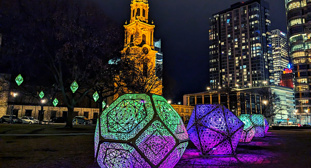 GO, SEE, EXPLORE: LIGHTFIELD DISPLAY IN CATHEDRAL SQUARE PARK