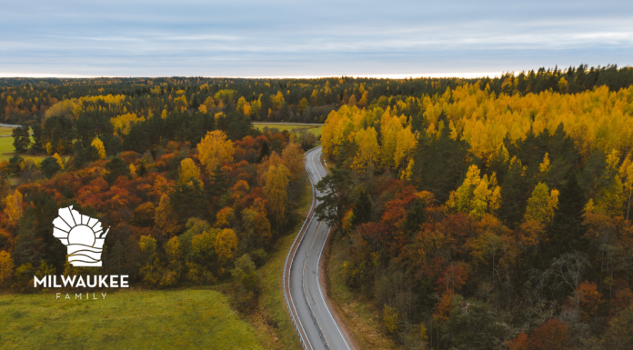 15 ROAD TRIPS FOR MILWAUKEE FAMILIES THIS FALL